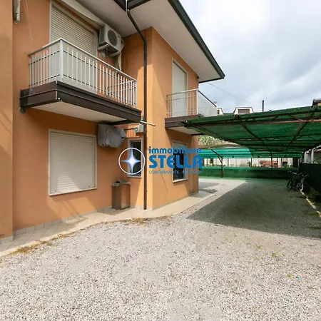 Vanna Apartment *